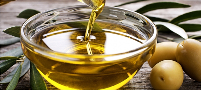 Is-olive-oil-good-for-oily-skin