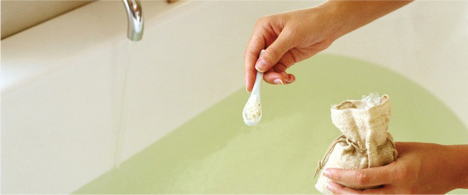 Epsom-Salt-Bath-is-needed-to-Get-Relief-from-Muscle-Weakness