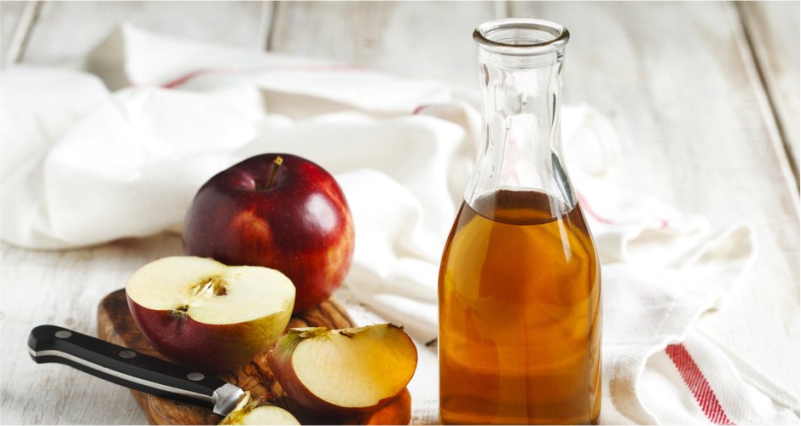 Apple-Cider-Vinegar-to-Strengthen-Weak-and-Tired-Legs