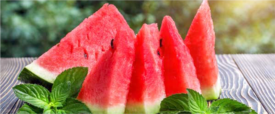 Eat-Watermelon-to-Reduce-Belly-Fat-and-Get-Perfect-Shape