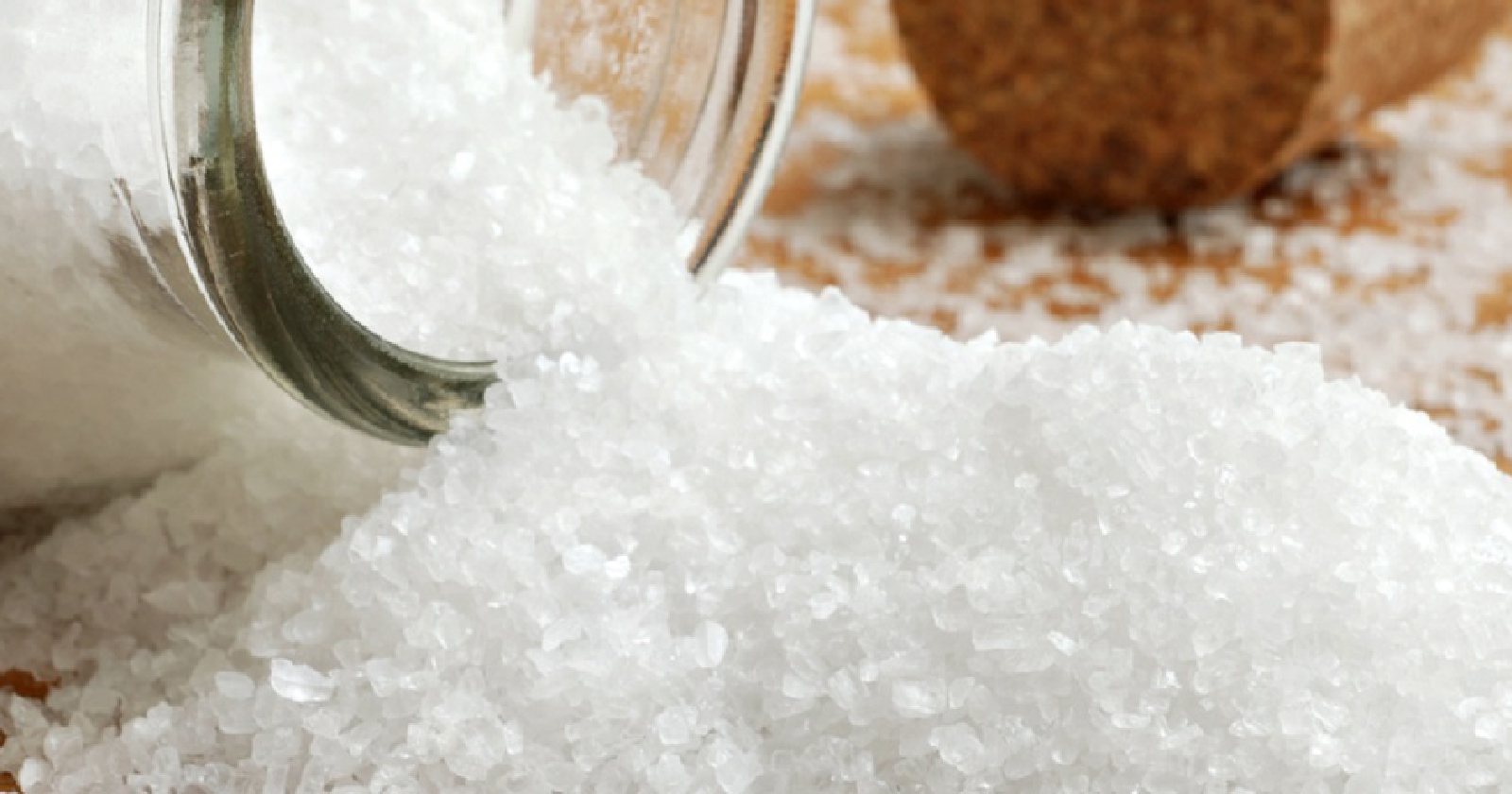 Epsom-Salt-Bath-for-Gout-Pain-Relief