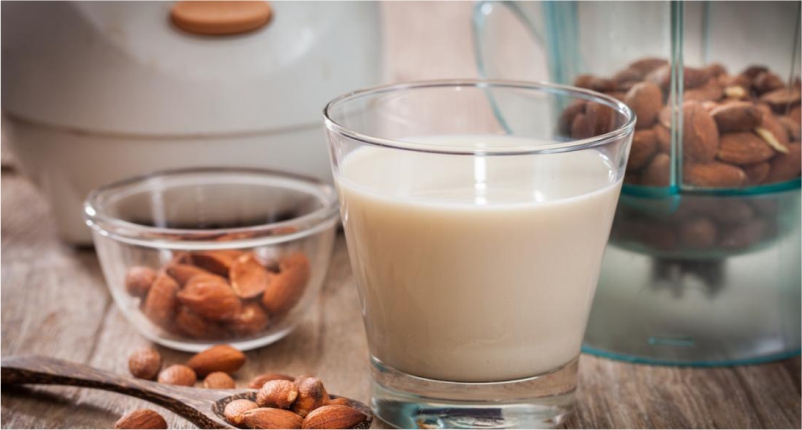Drink-Almonds-and-Milk-for-Low-Blood-Pressure