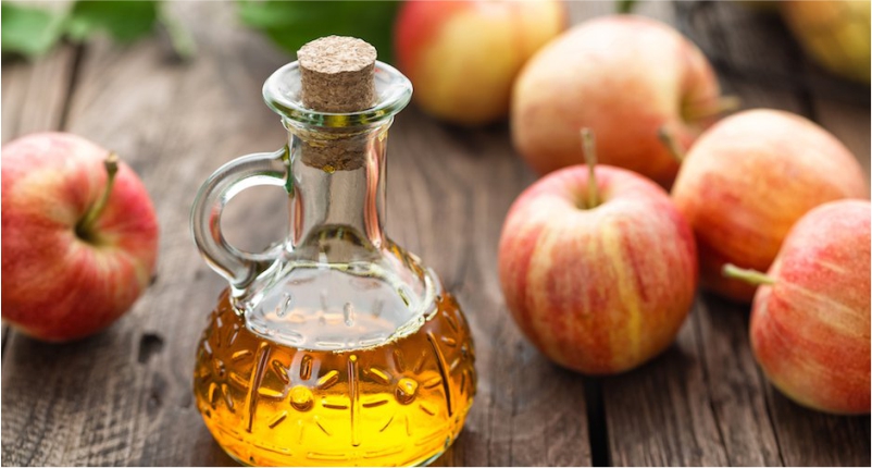 Use-Apple-Cider-Vinegar-to-Get-Rid-of-Brown-Spots-on-skin