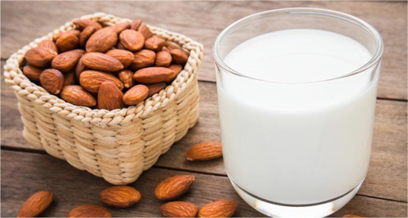 Try-Milk-and-Almond-Face-Pack-for-Healthy-and-Glowing-Skin